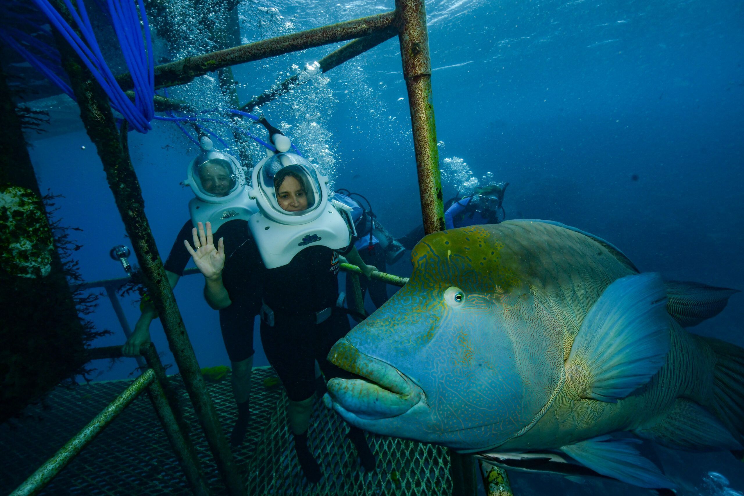 En la actividad de Helmet Diving