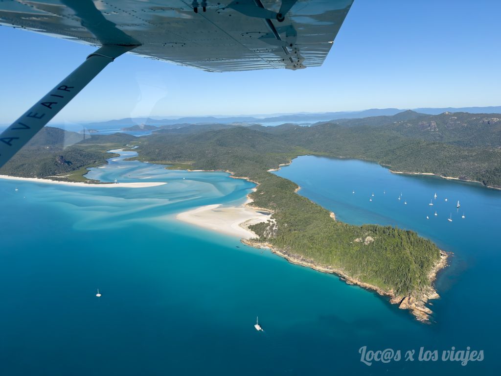 Vistas de la Whitsunday Island desde el vuelo escénico