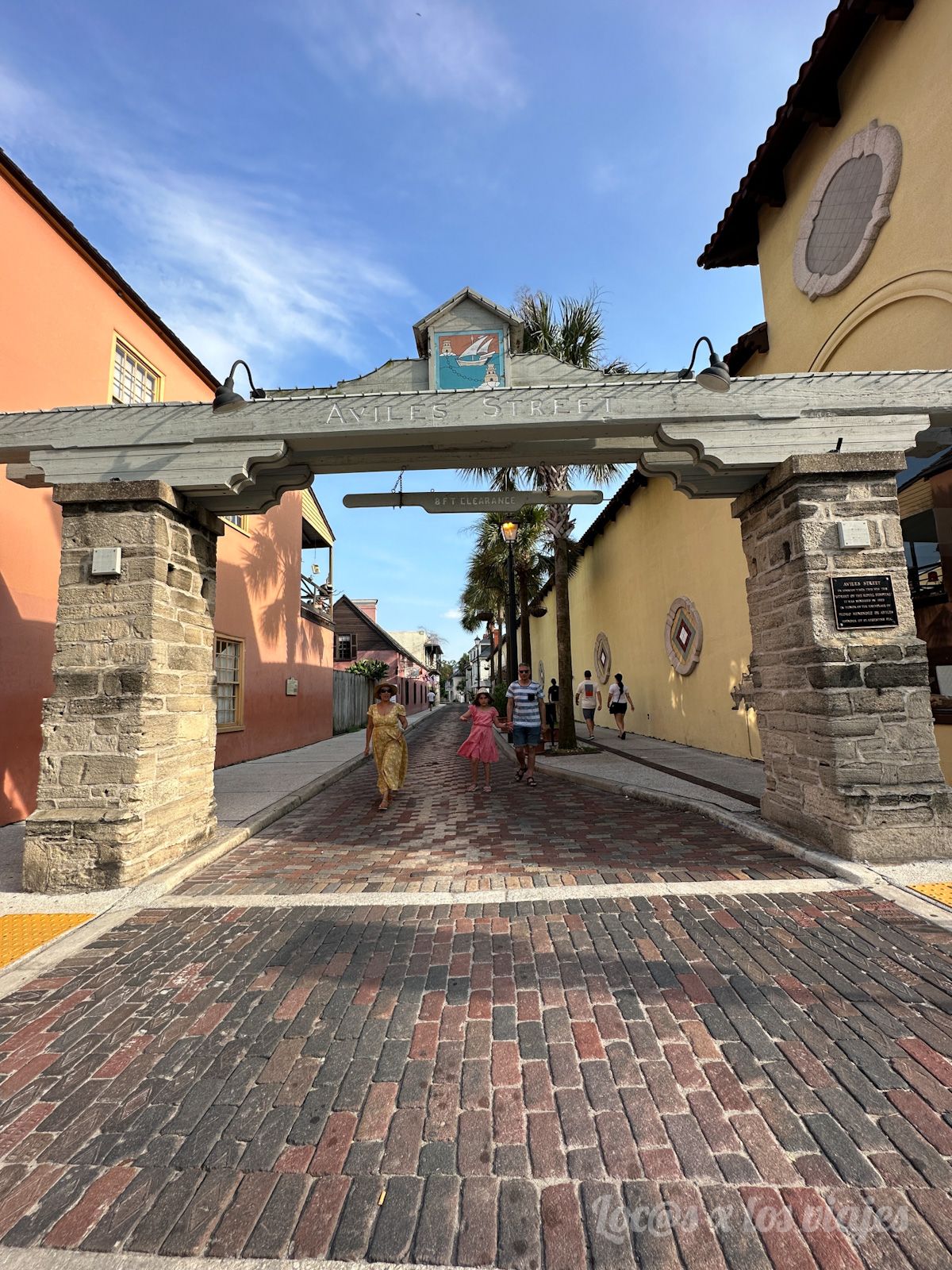 Avilés Street en San Agustín