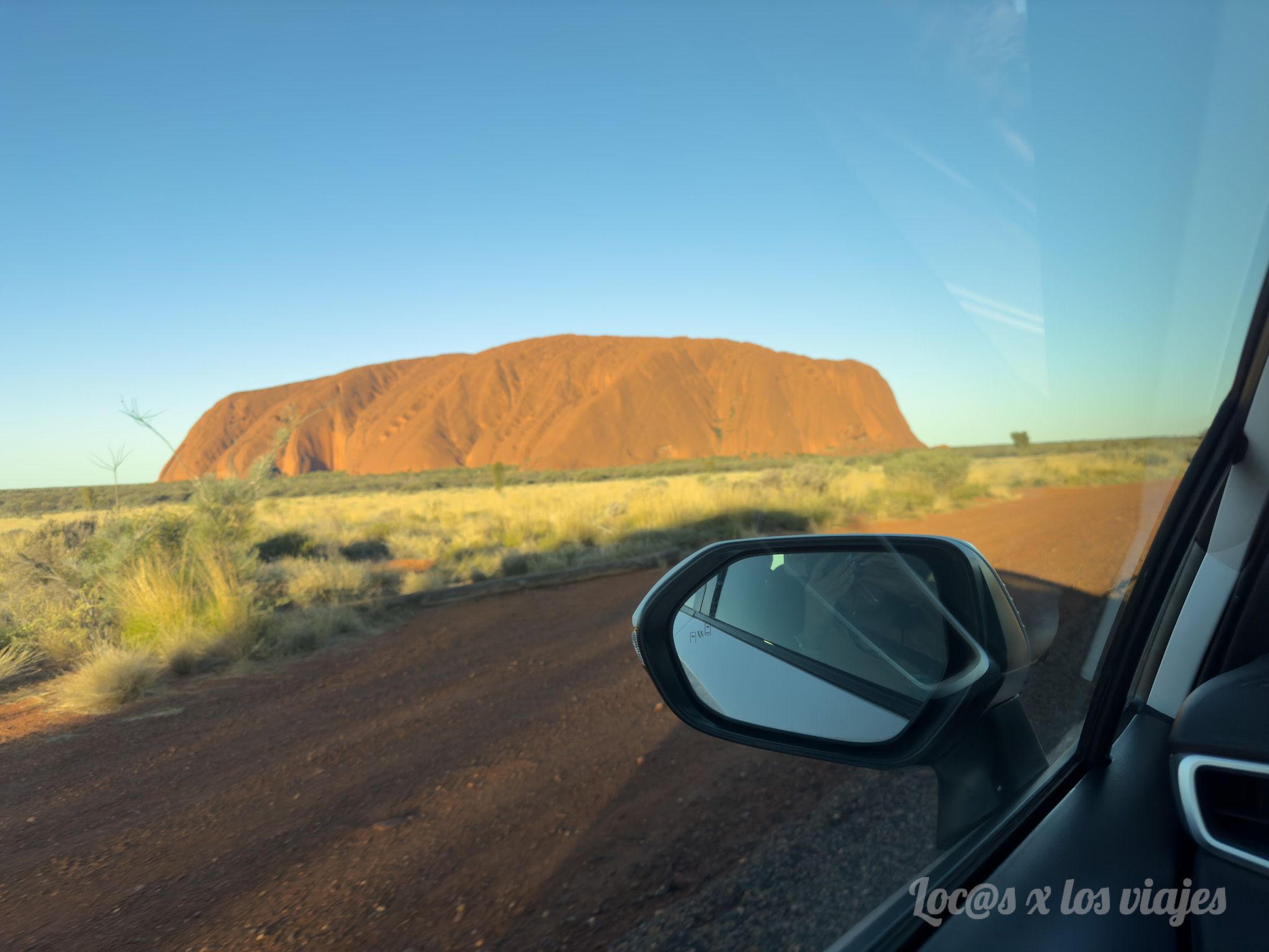 Cirrculando por el Parque Nacional de Uluru