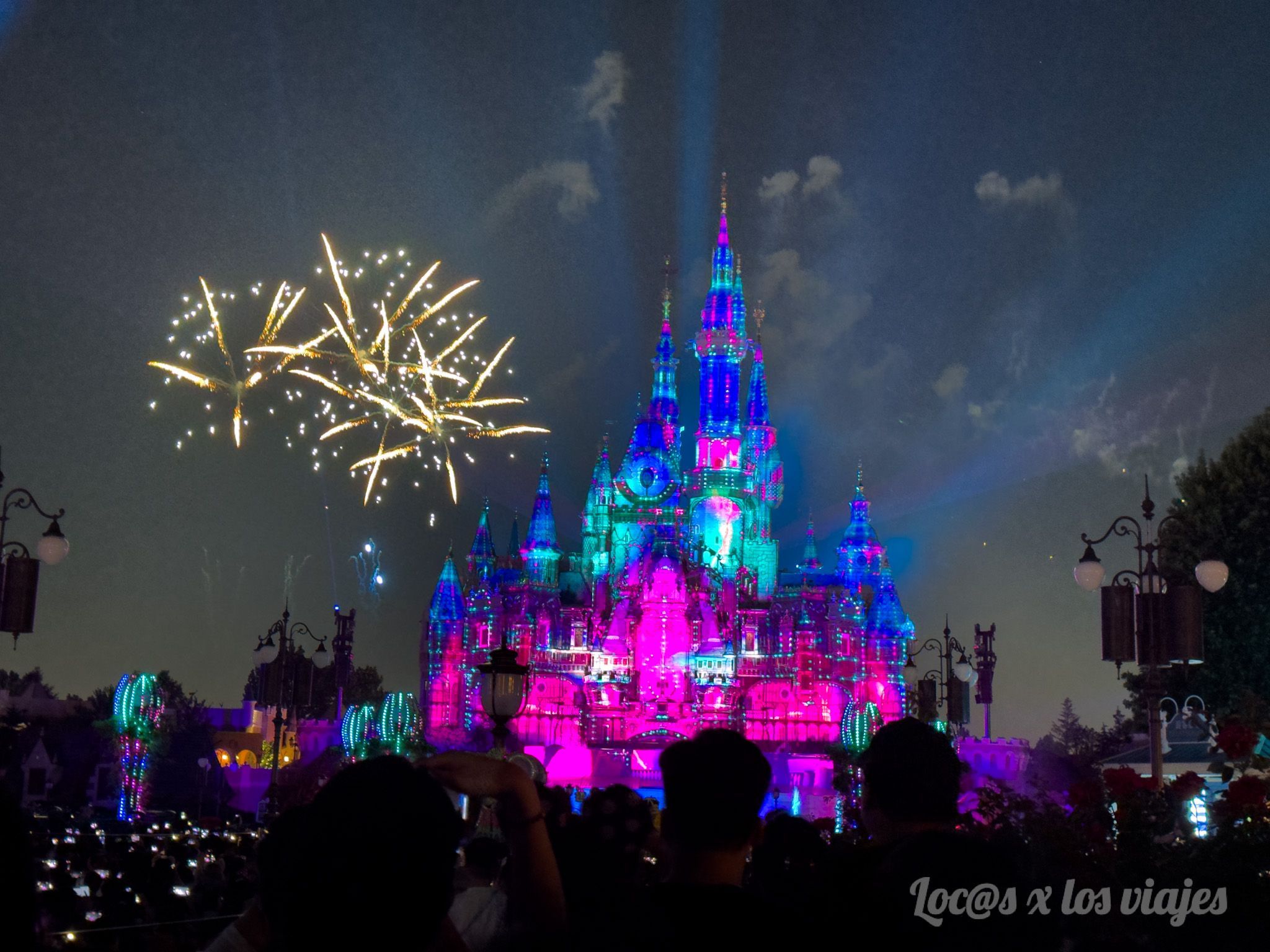ILLUMINATE! A Nighttime Celebration en Disneyland Shanghai