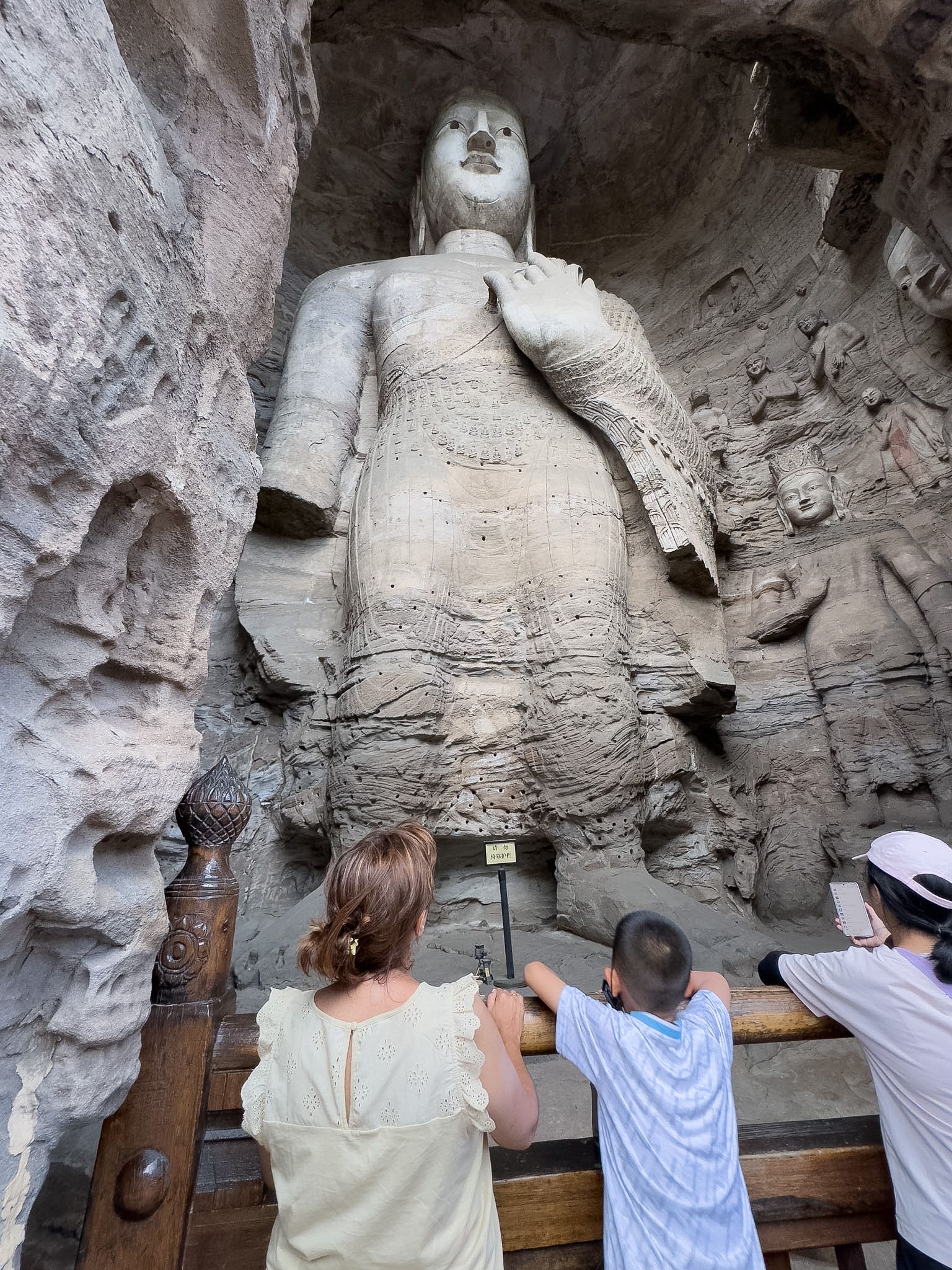 En las grutas de Yungang