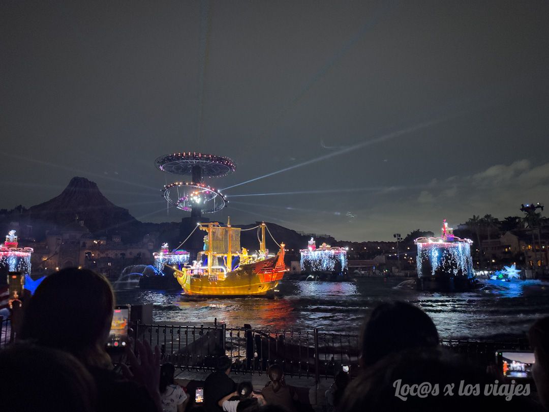 Espectáculo nocturno en Disney Sea