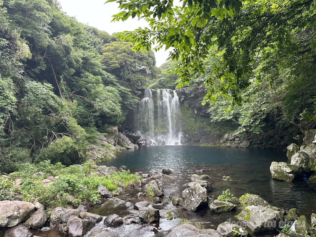 Cheonjeyeon Falls